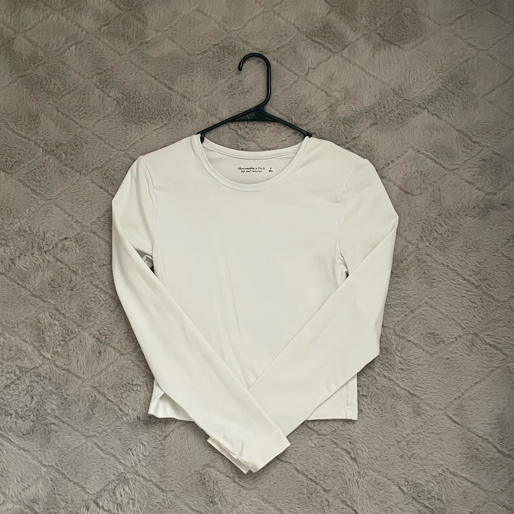 Abercrombie Cropped Long Sleeve